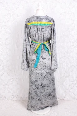 Stevie Maxi Dress - Vintage Indian Sari - Marbled Moon Grey - XS -Woviqueen Sales IMG 3204 3d7db76c 1004 4d1f be9a ce792a081bdb scaled