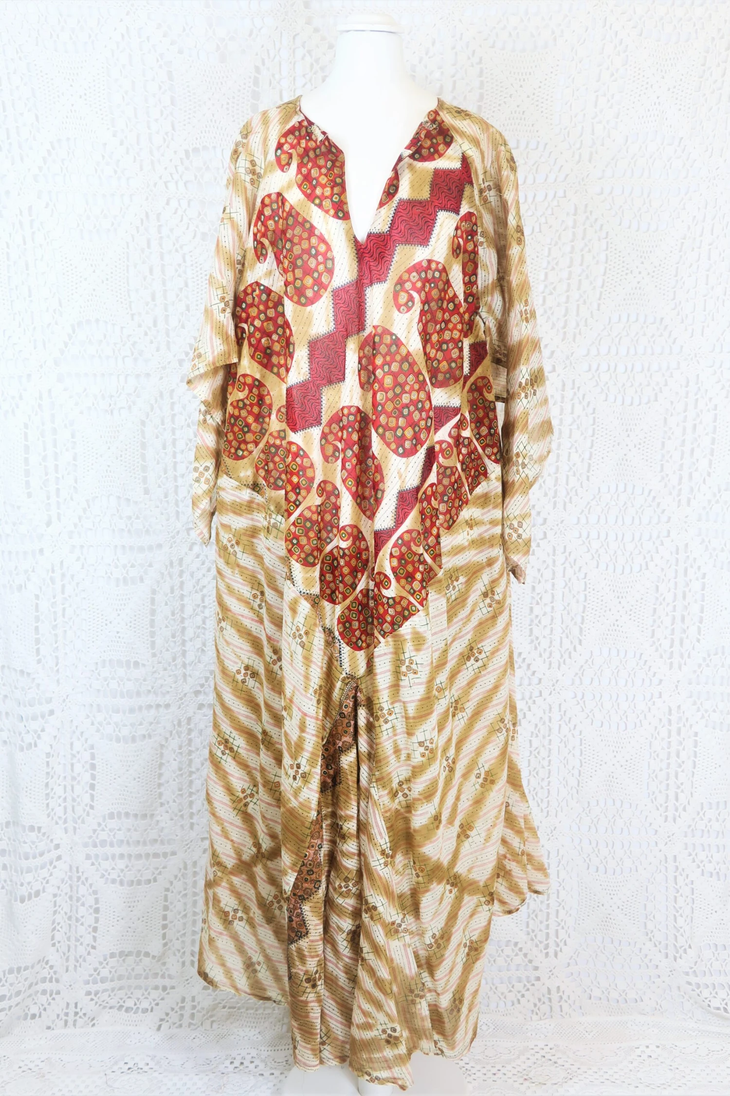 Goddess Dress - Vintage Indian Cotton - Ruby & Beige Paisley - Free Size 3 Goddess Dress - Vintage Indian Cotton - Ruby & Beige Paisley - Free Size - Image 3